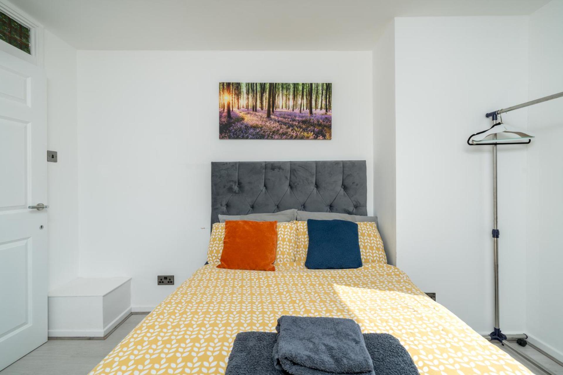 Private Room In London Enfield With Parking Buitenkant foto